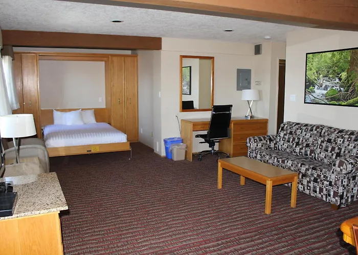 Ramada By Wyndham Campbell River