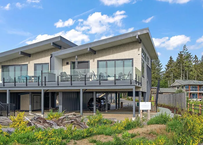 Beachfront Villa #14 At The Beach House